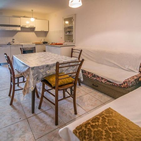 Kuca Za Odmor Kornic Villa Ngoại thất bức ảnh